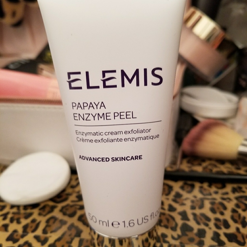Elemis papaya enzyme peel
